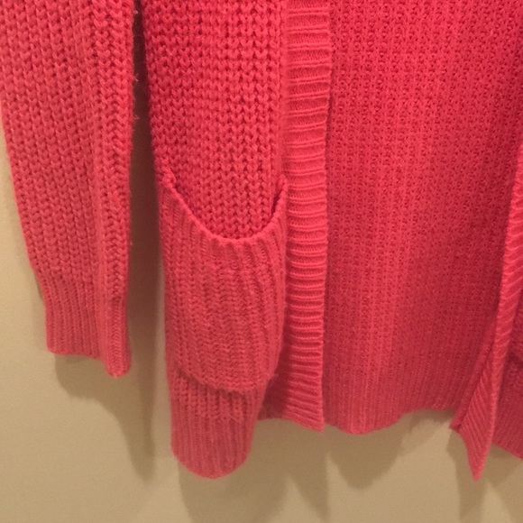 Cardigans - Picture 5 of 6